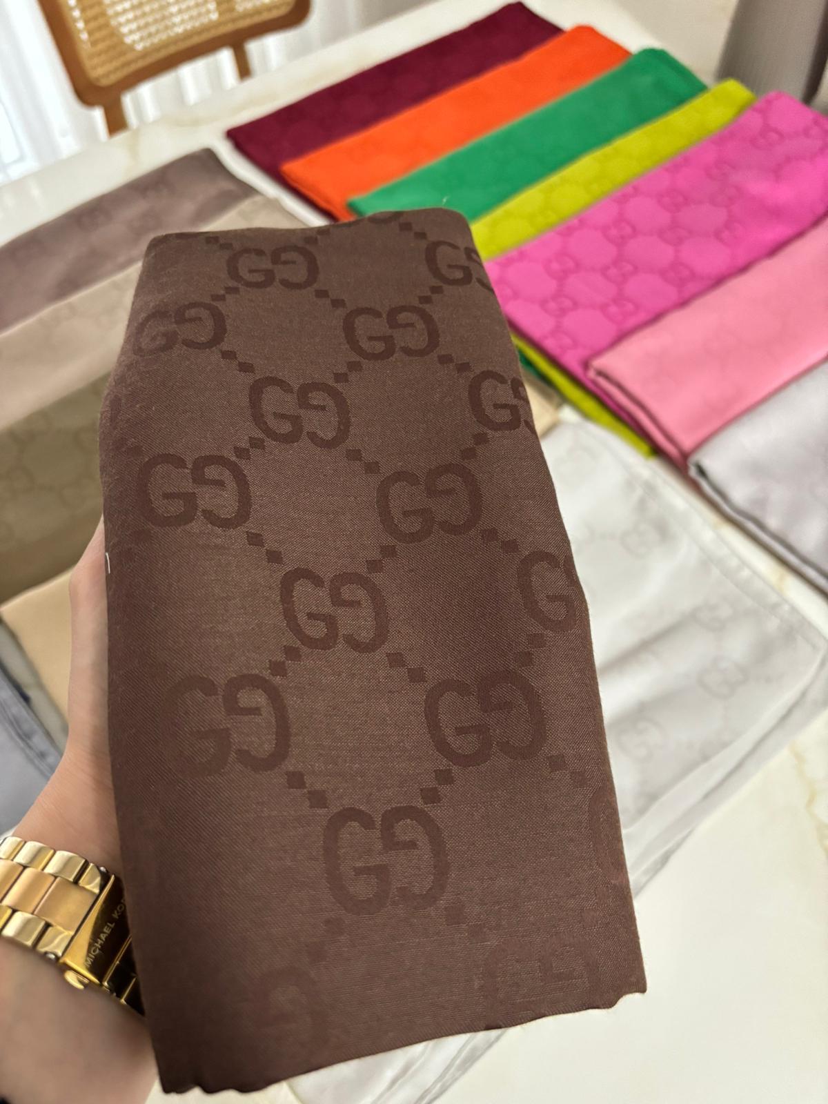 Gucci Desen Jakar Şal Acı Kahve
