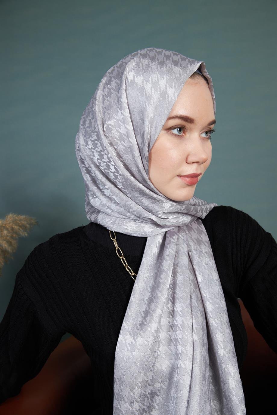 İpeksi İtalyan Jakar Şal Kaz Ayağı Desen Gri