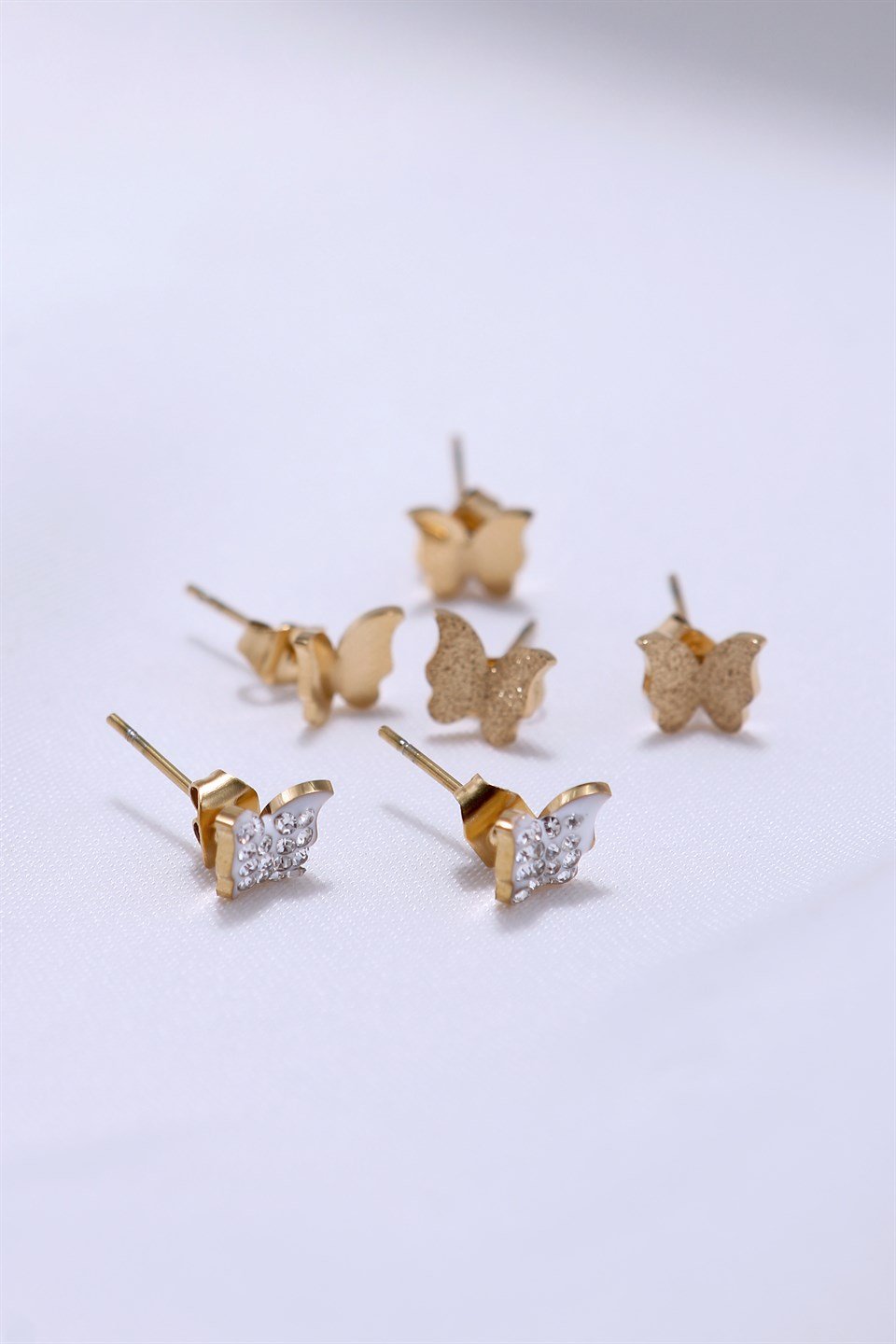 Altın Sarısı Renkli Mini Kelebek Motifli Çelik 6'lı Küpe Seti 