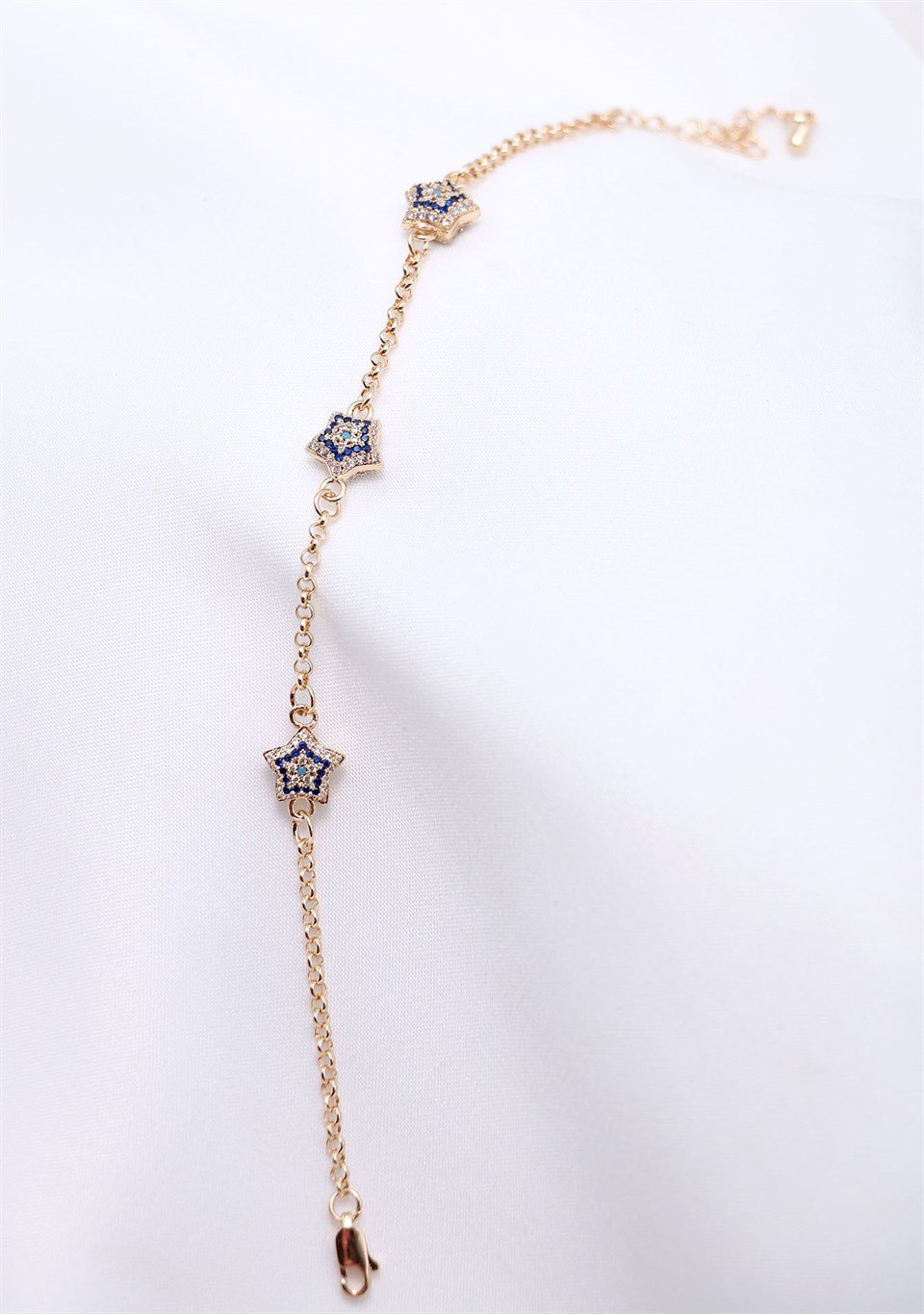 Altın Sarısı Renkli Üç Yıldız Motifli Bileklik