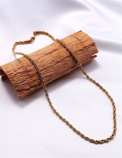 Altın Sarısı Renkli Uzun Kalın Burgu Motifli Kolye