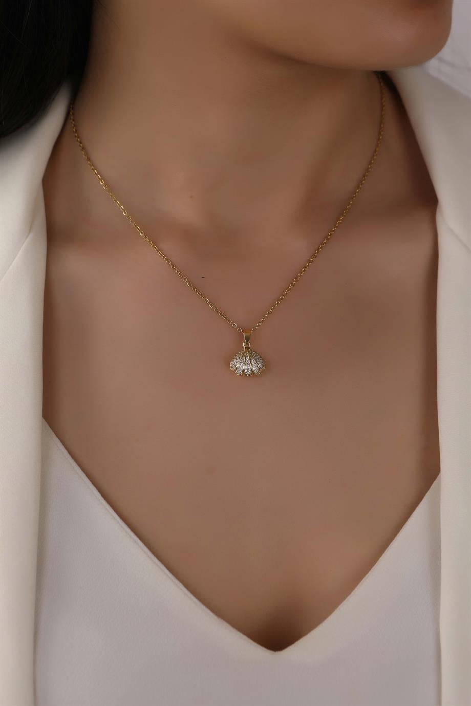 Gold Oyster Kolye