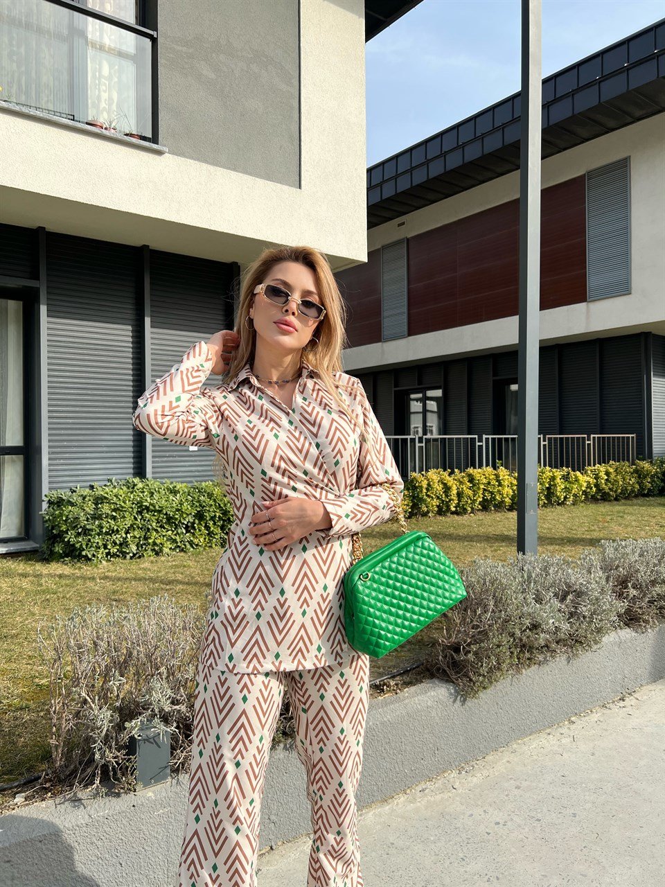 Alvora Saten Takım