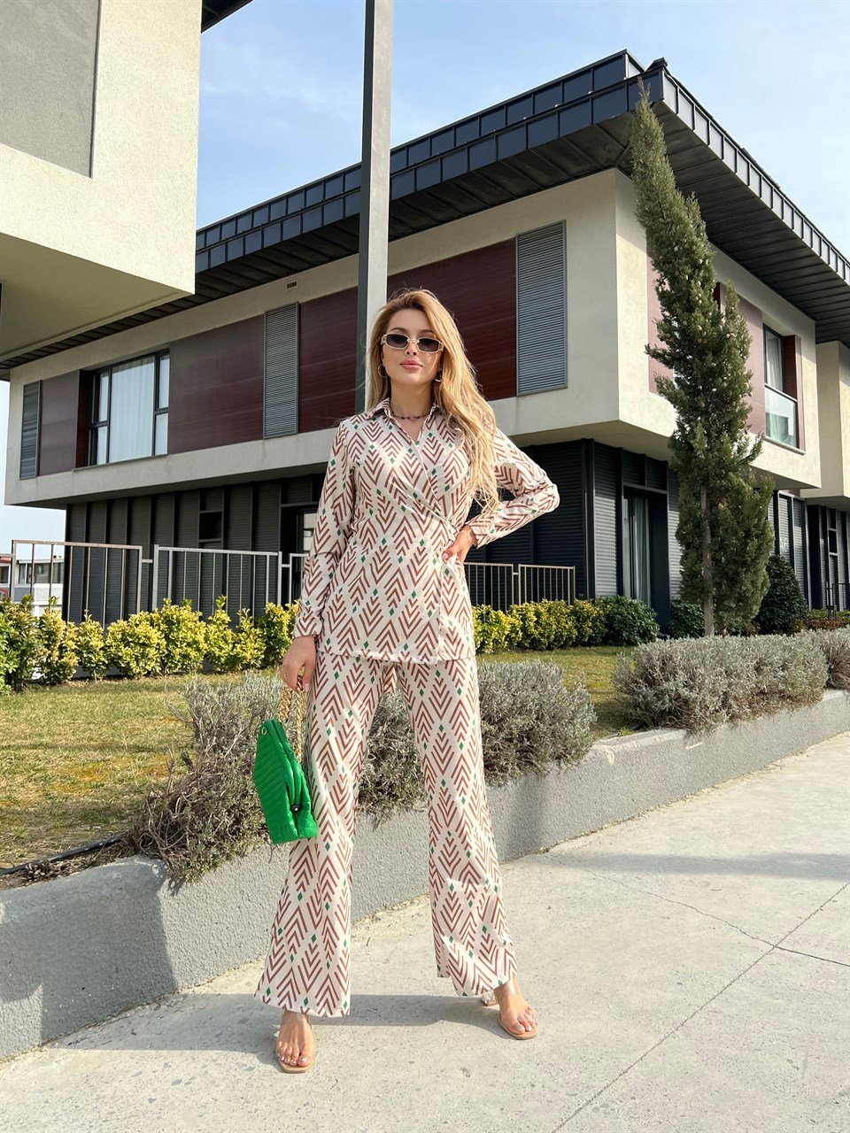 Alvora Saten Takım