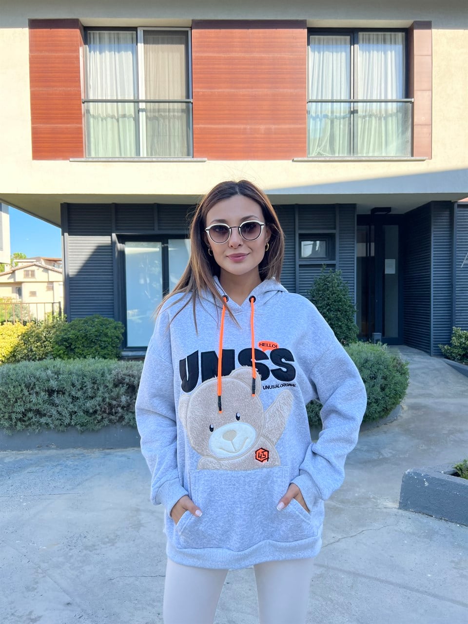 Bear Peluş İşlemeli Gri Kapüşonlu Sweat