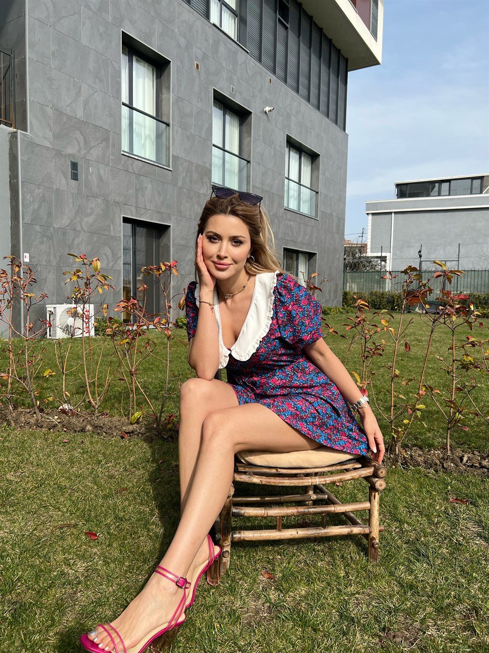 Bebe Yaka Şortlu Elbise