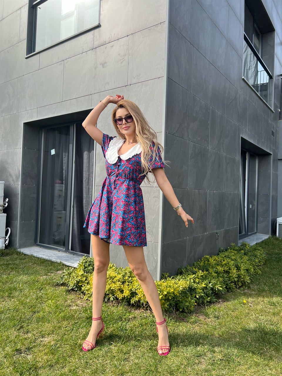 Bebe Yaka Şortlu Elbise
