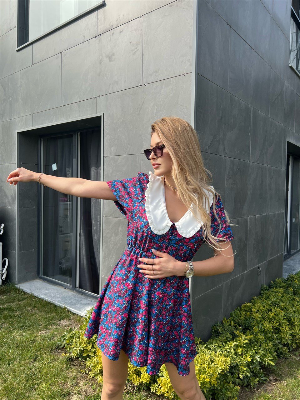 Bebe Yaka Şortlu Elbise