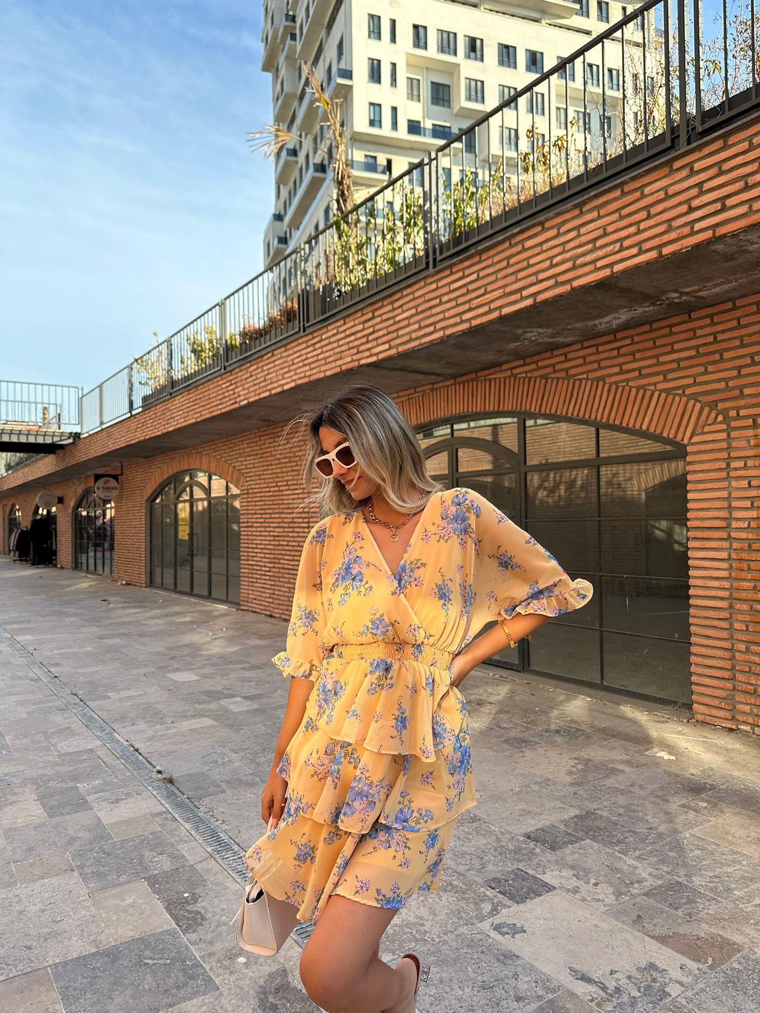 Bel Lastikli Kat Kat Şifon Elbise Çiçekli 070621111