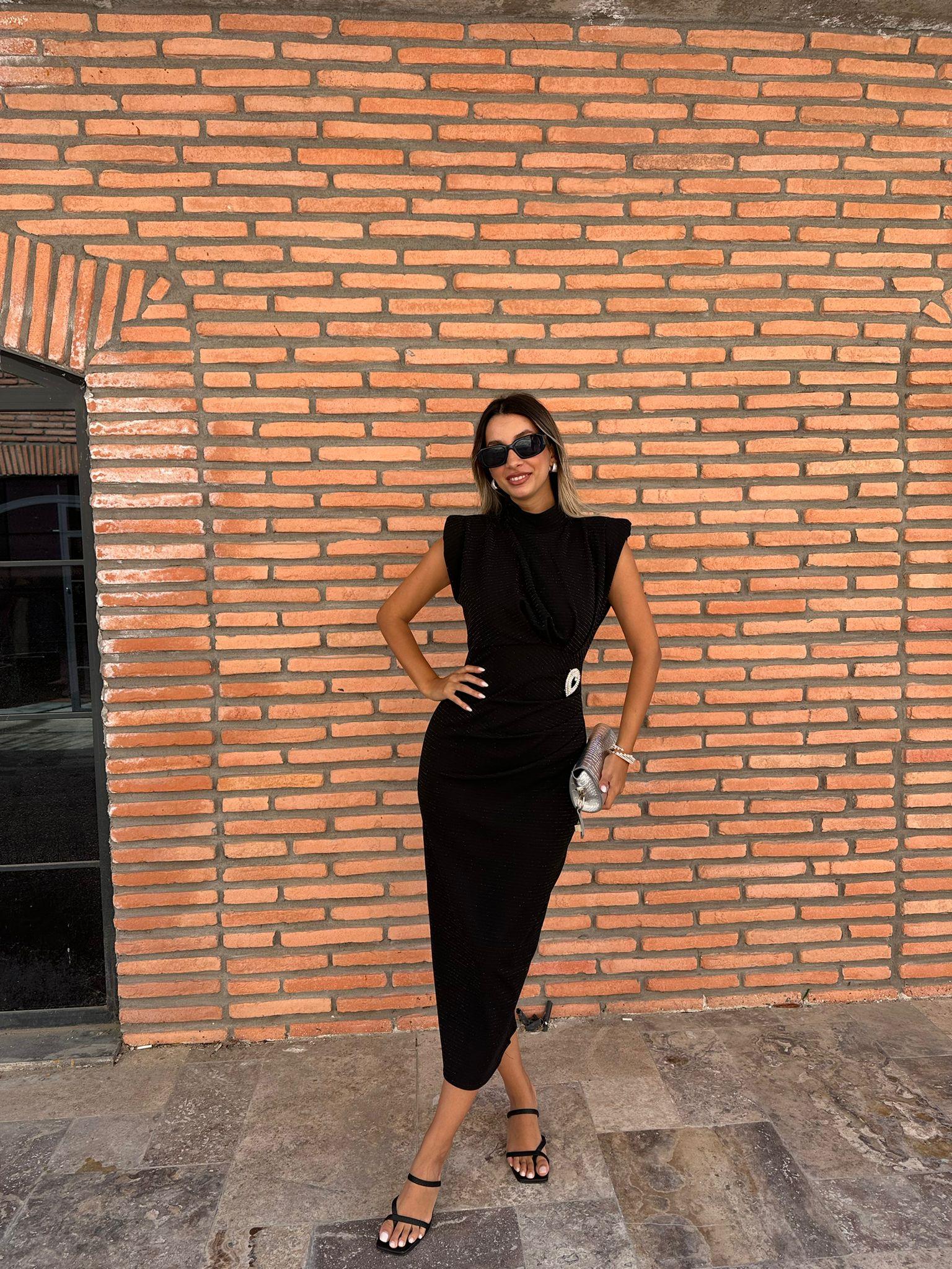 Broşlu Işıltılı Siyah Kalem Elbise 070621202