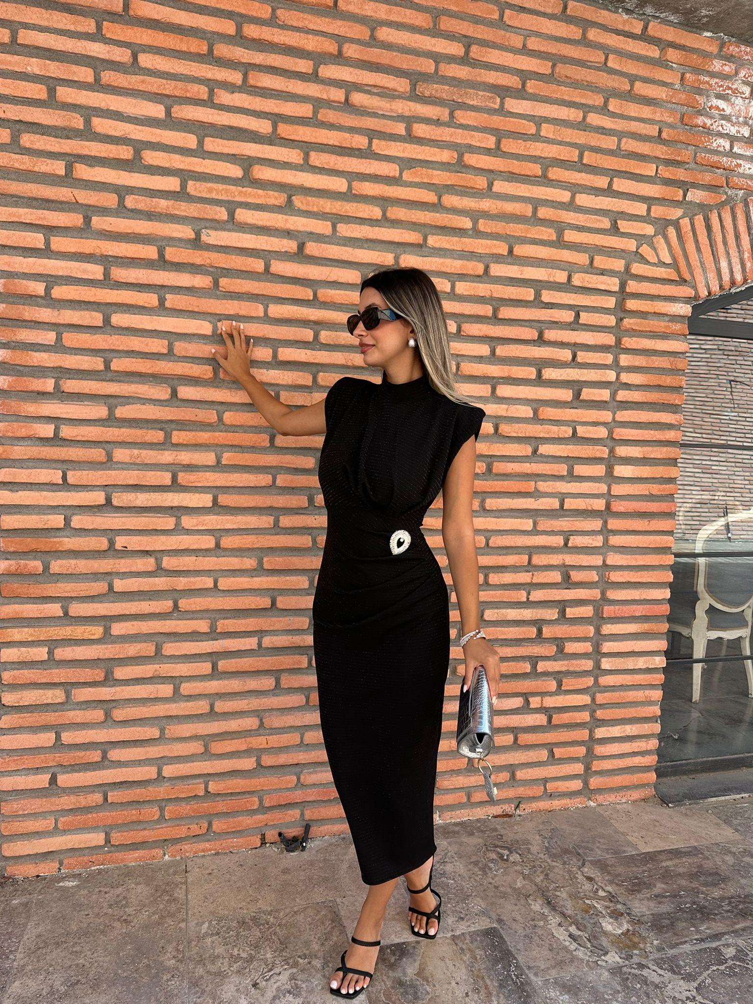 Broşlu Işıltılı Siyah Kalem Elbise 070621202