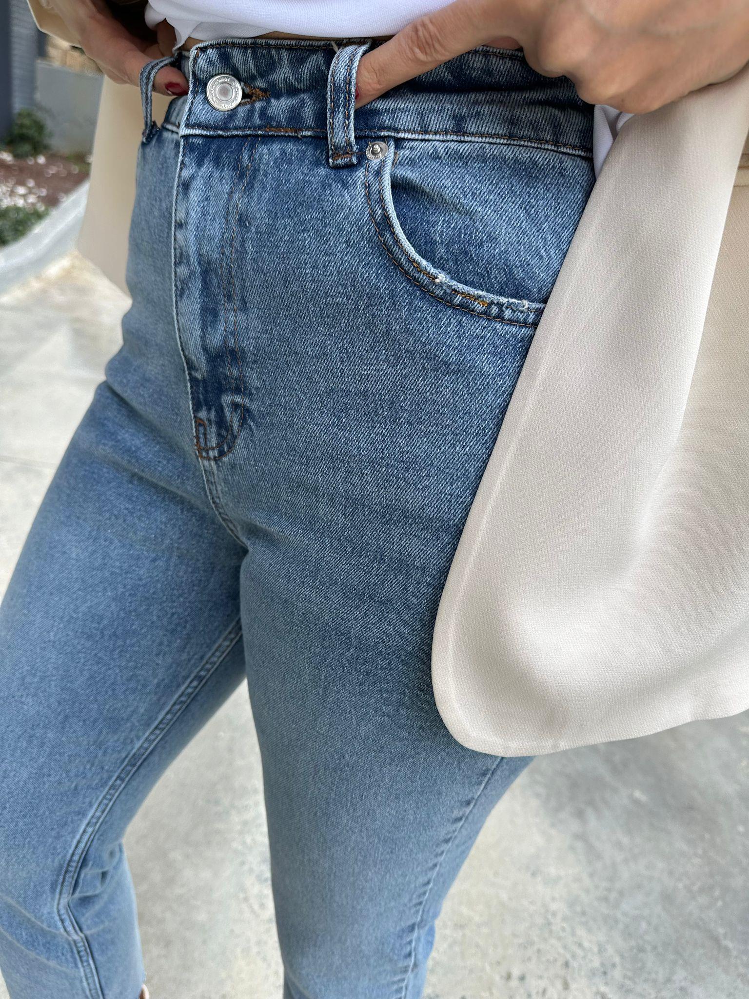 Buz Mavi Yüksek Bel Mom Jean Pantolon  17074536