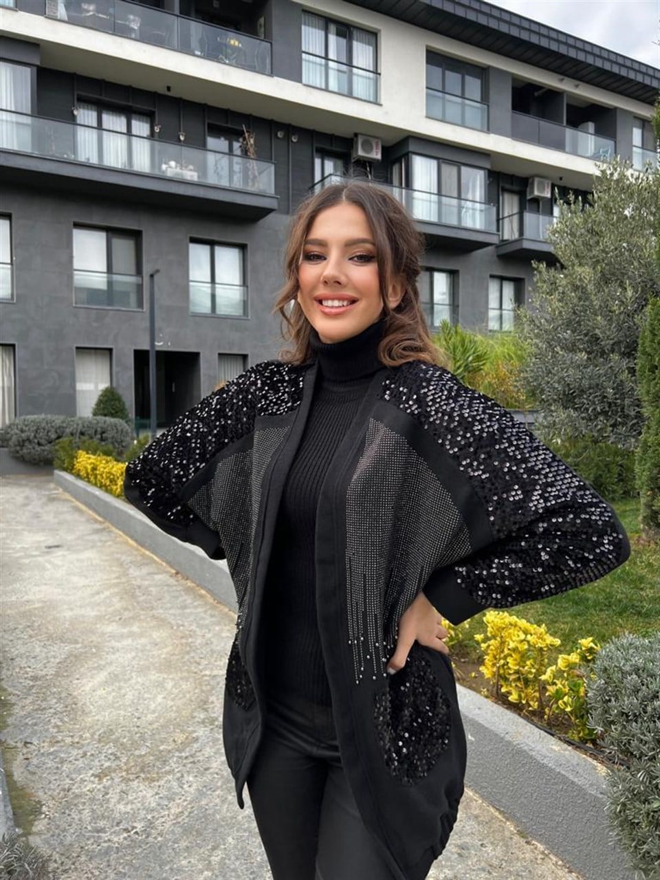 Damla Taşlı Payetli Siyah Hırka 3214