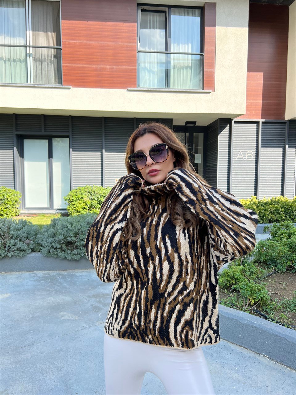 Dik Yaka Zebra Desen Kazak