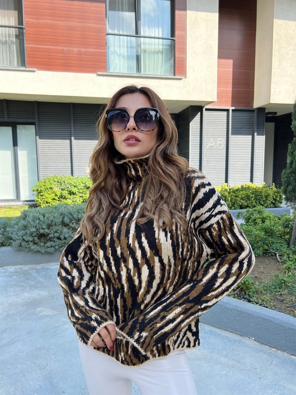 Dik Yaka Zebra Desen Kazak