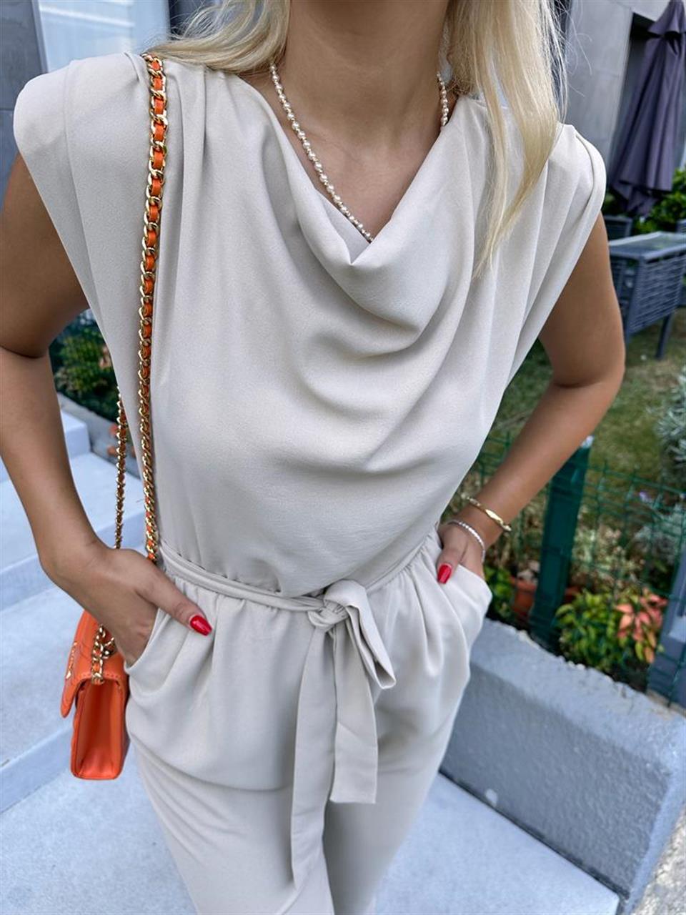 Dökümlü Yaka Beli Lastikli Krem Tulum  0707284