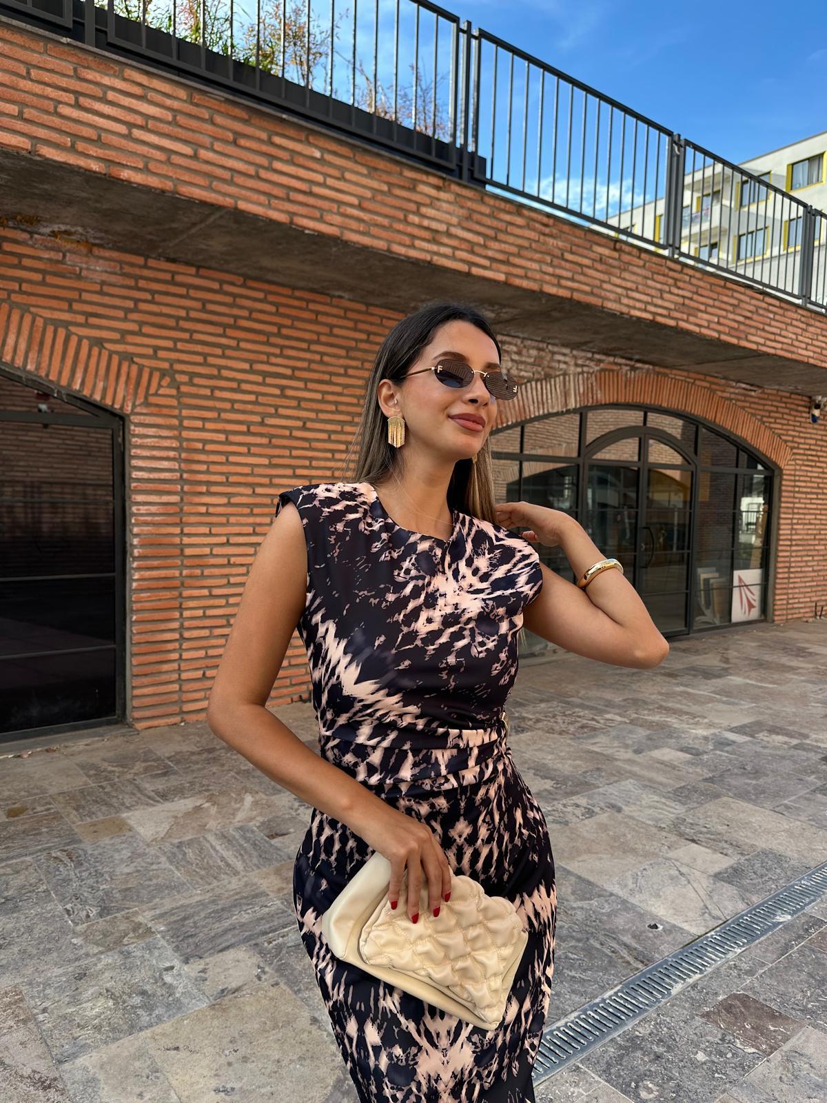 Dorina Gold Broşlu Yılan Desen Elbise (Koyu) yelb1065grs