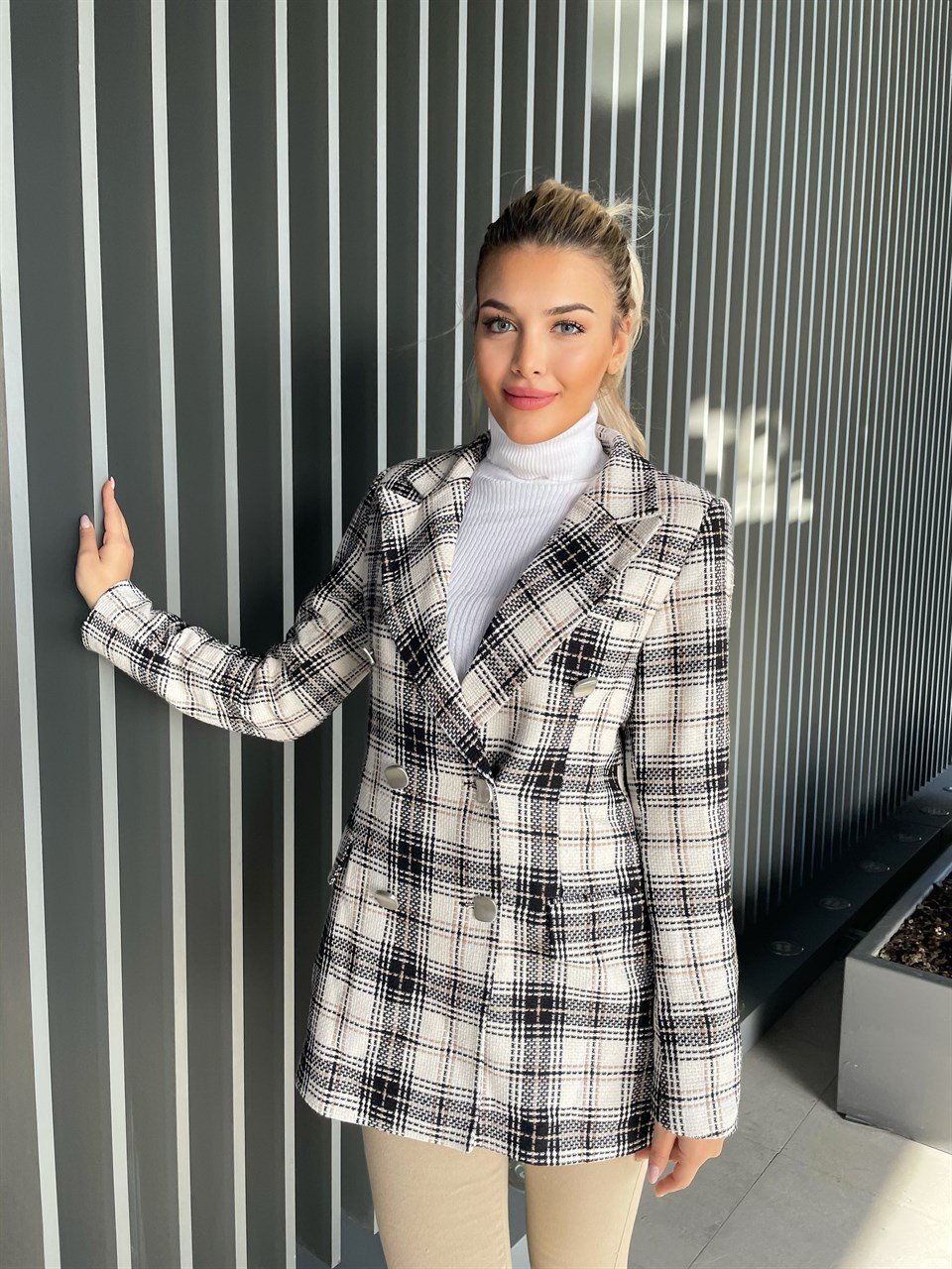 Ekose Düğme Detay Blazer Ceket