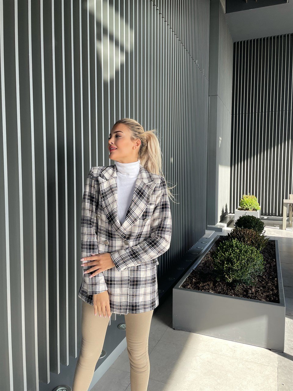 Ekose Düğme Detay Blazer Ceket