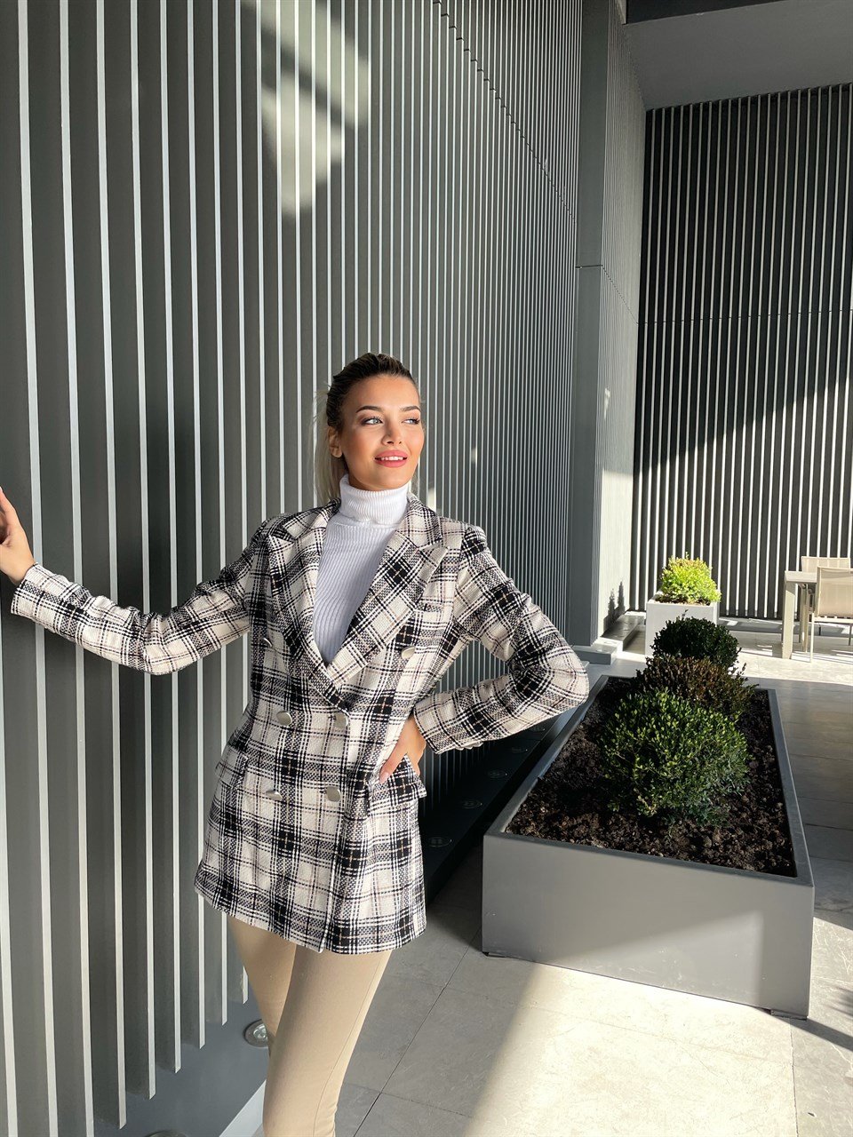 Ekose Düğme Detay Blazer Ceket