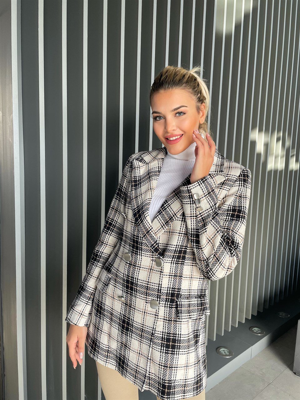 Ekose Düğme Detay Blazer Ceket