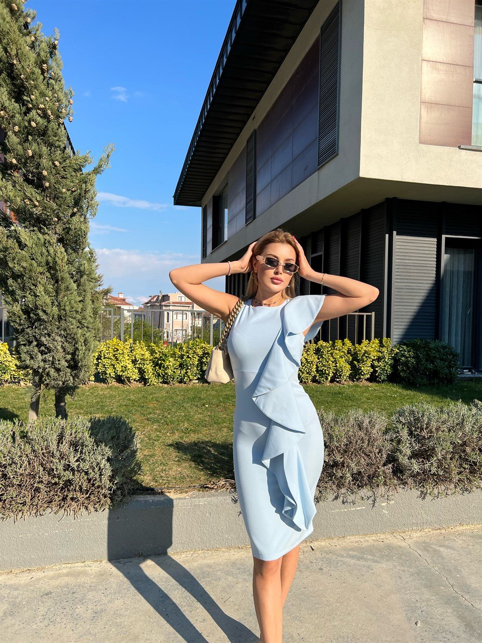 Fırfır Detay Bebe Mavisi Kalem Crep Elbise