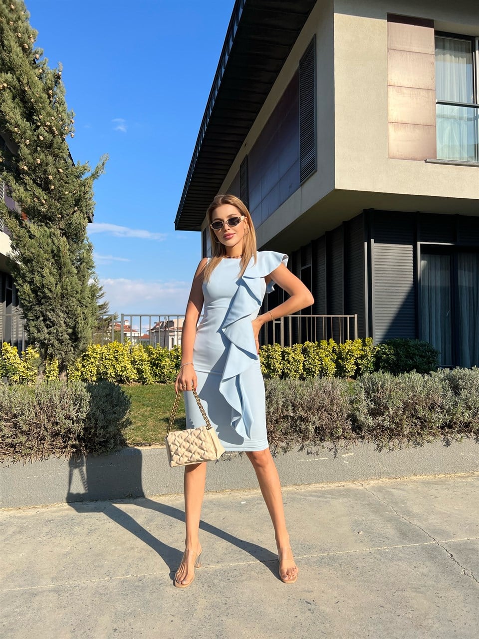 Fırfır Detay Bebe Mavisi Kalem Crep Elbise