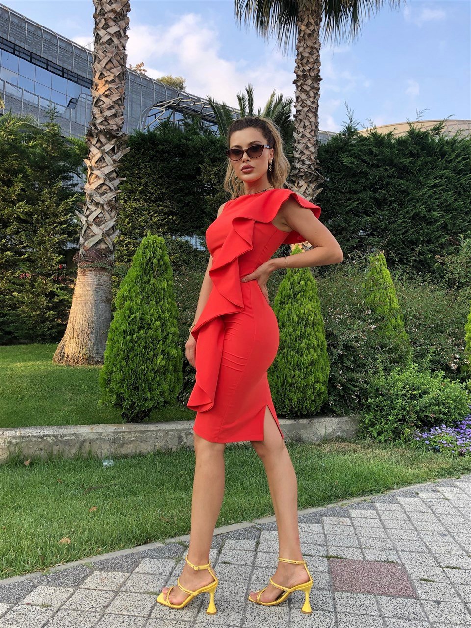 Fırfır Detay Nar Çiçeği Kalem Crep Elbise