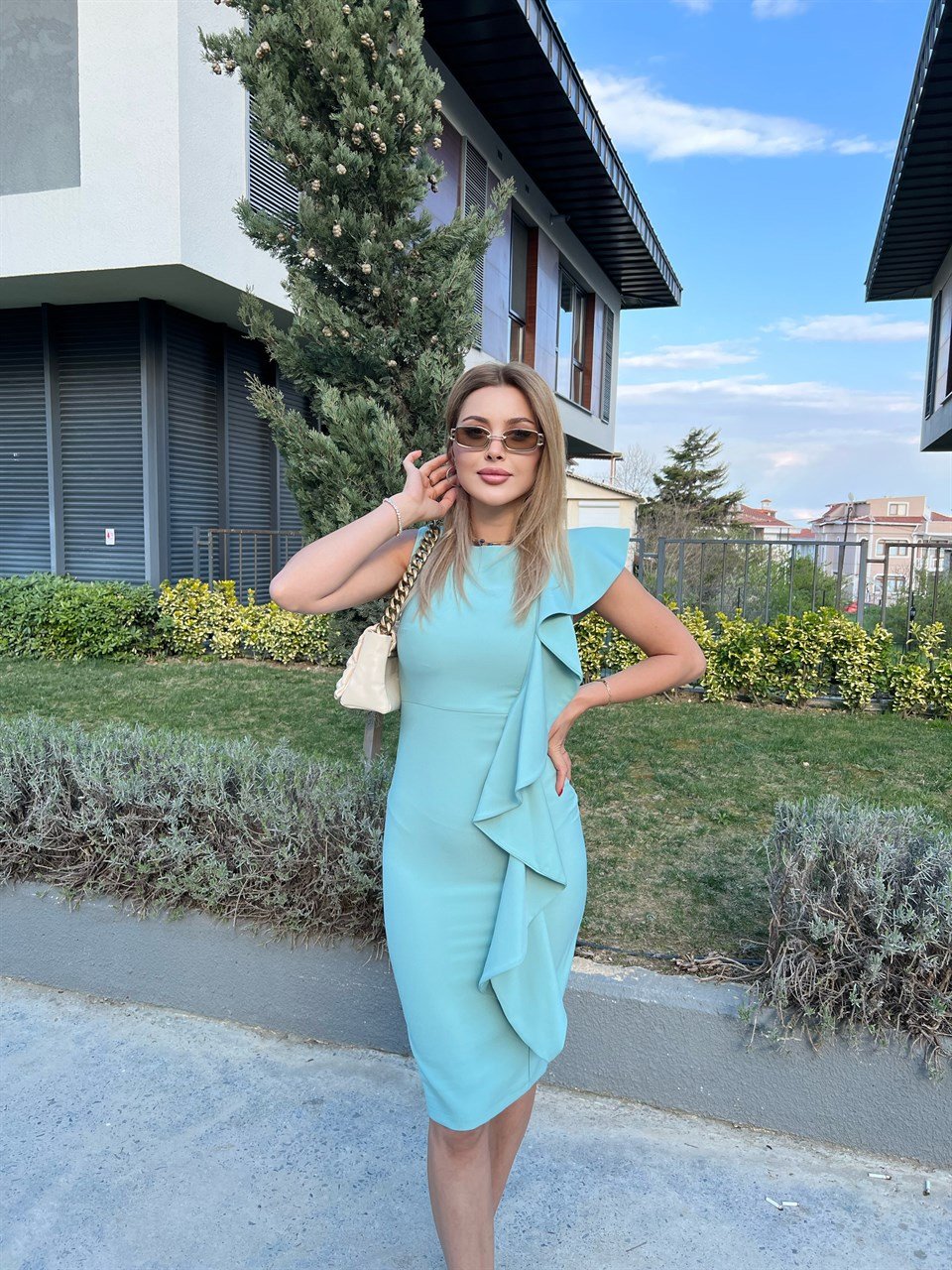 Fırfır Detay Su Yeşili Kalem Crep Elbise