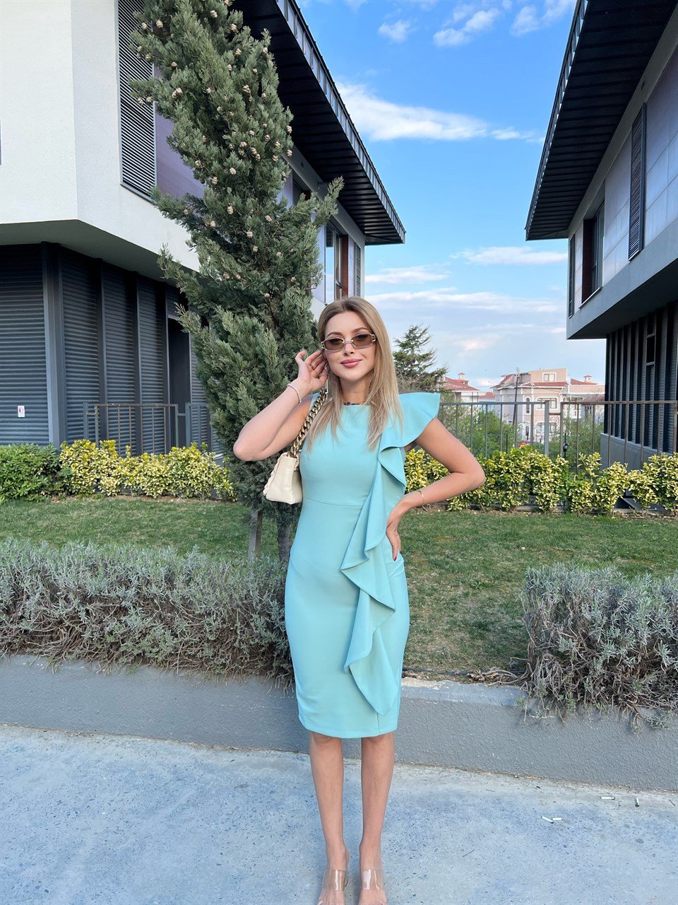 Fırfır Detay Su Yeşili Kalem Crep Elbise
