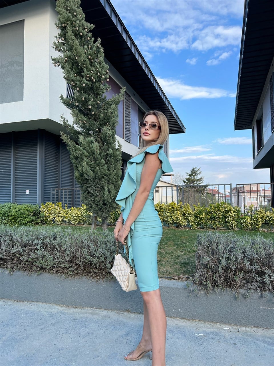 Fırfır Detay Su Yeşili Kalem Crep Elbise
