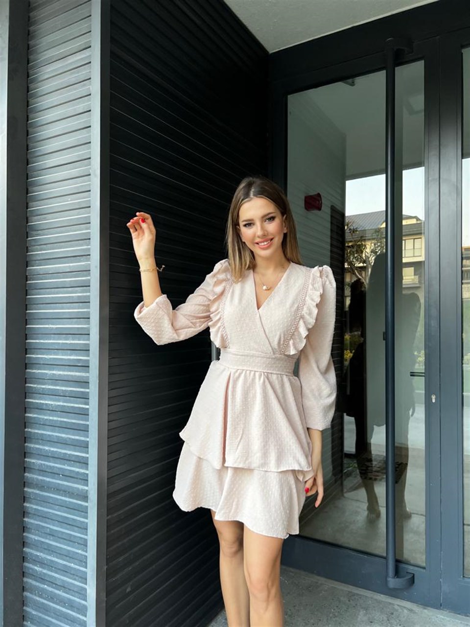 Flok Baskı Krem Kuşaklı Elbise 3770