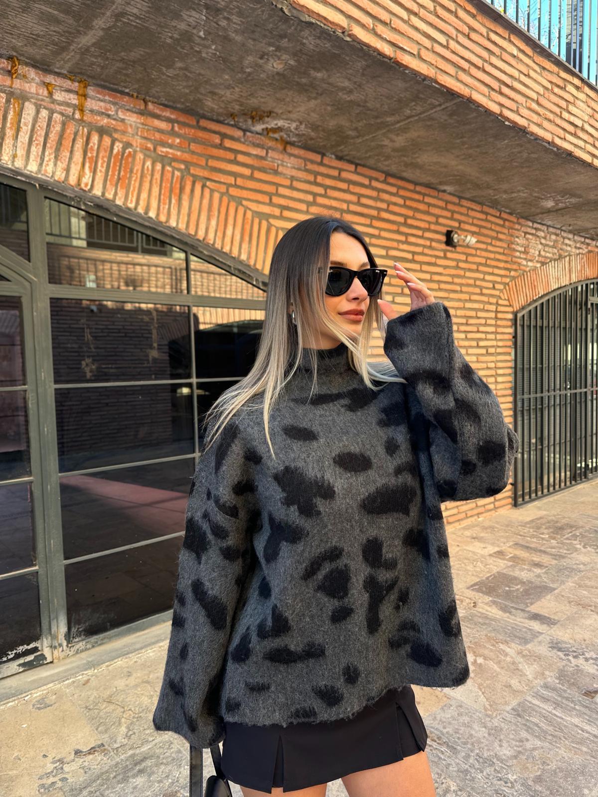 Geniş Kol Tasarım Boğazlı Leopar Kazak Gri kzk2003ywe