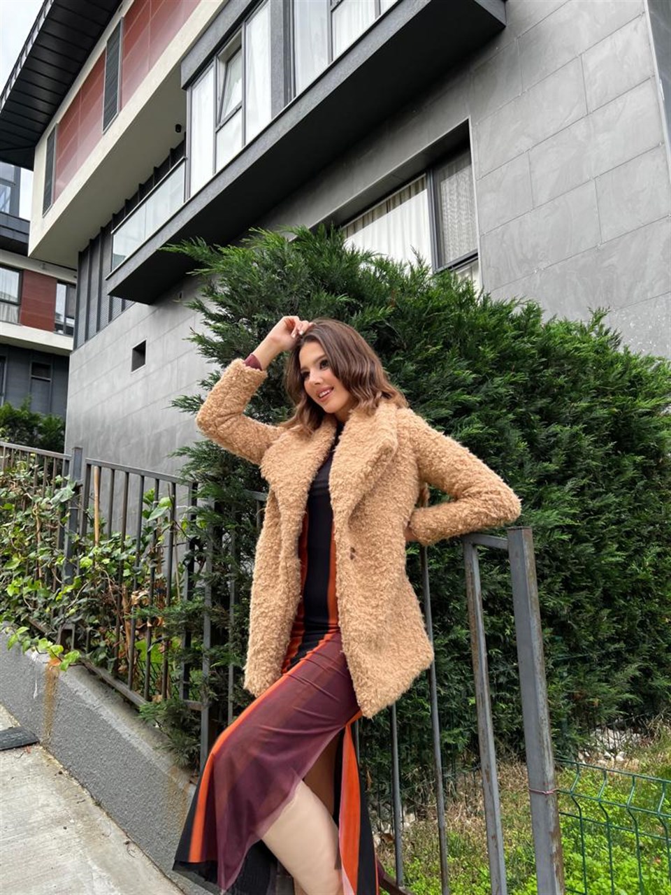 Geniş Yaka Bürümcük Camel Kaban 6398