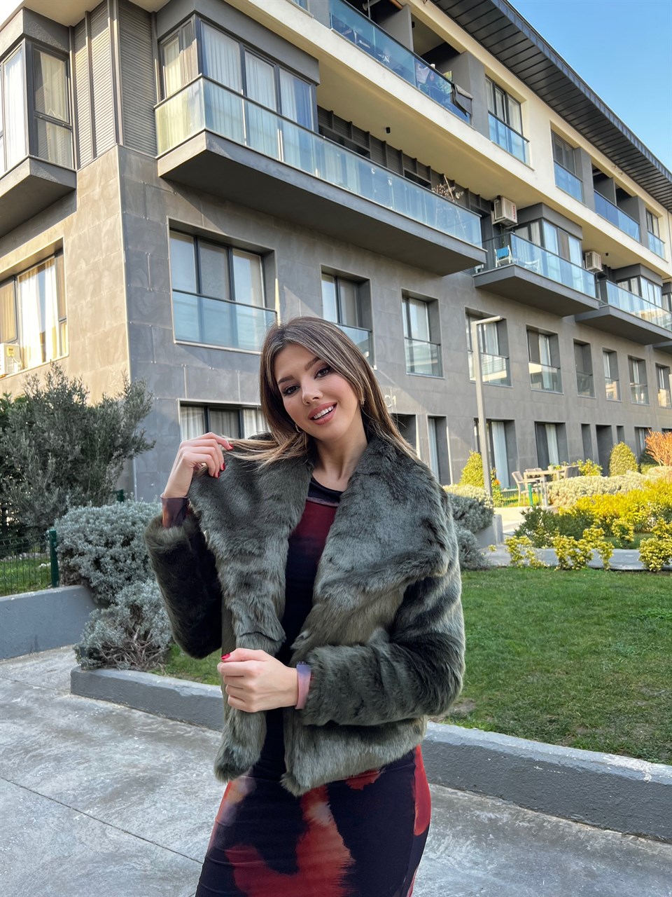 Geniş Yaka Vip Kalite Yeşil Kürk 1964