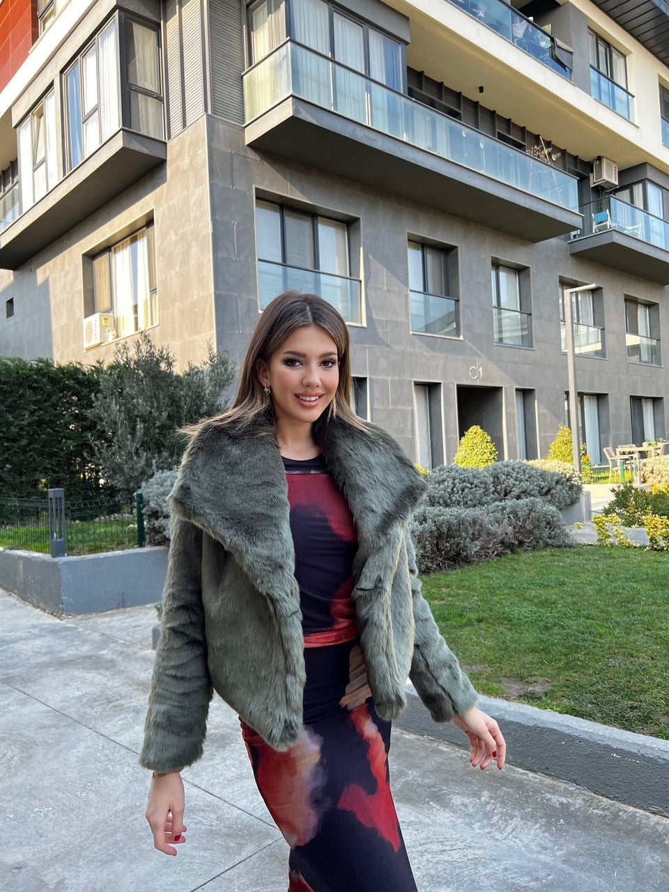 Geniş Yaka Vip Kalite Yeşil Kürk 1964