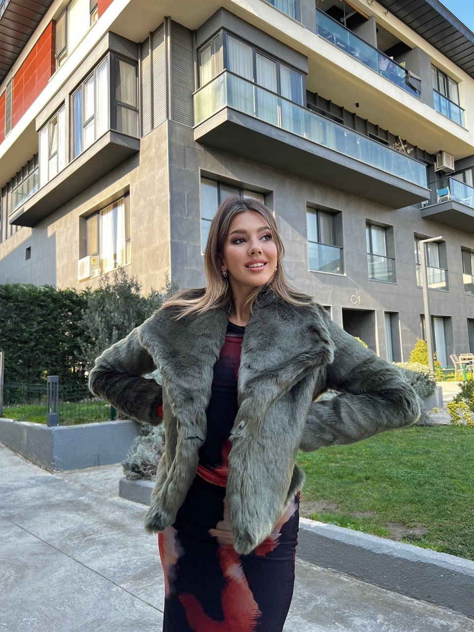 Geniş Yaka Vip Kalite Yeşil Kürk 1964