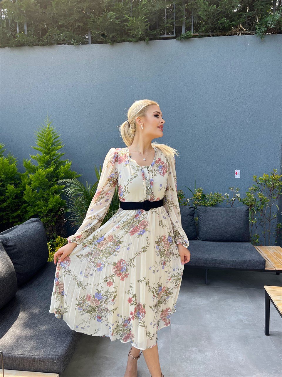 Gilda Astarlı Krem Şifon Elbise