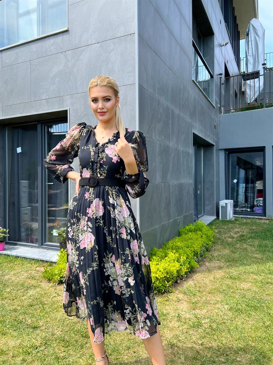 Gilda Astarlı Siyah Şifon Elbise