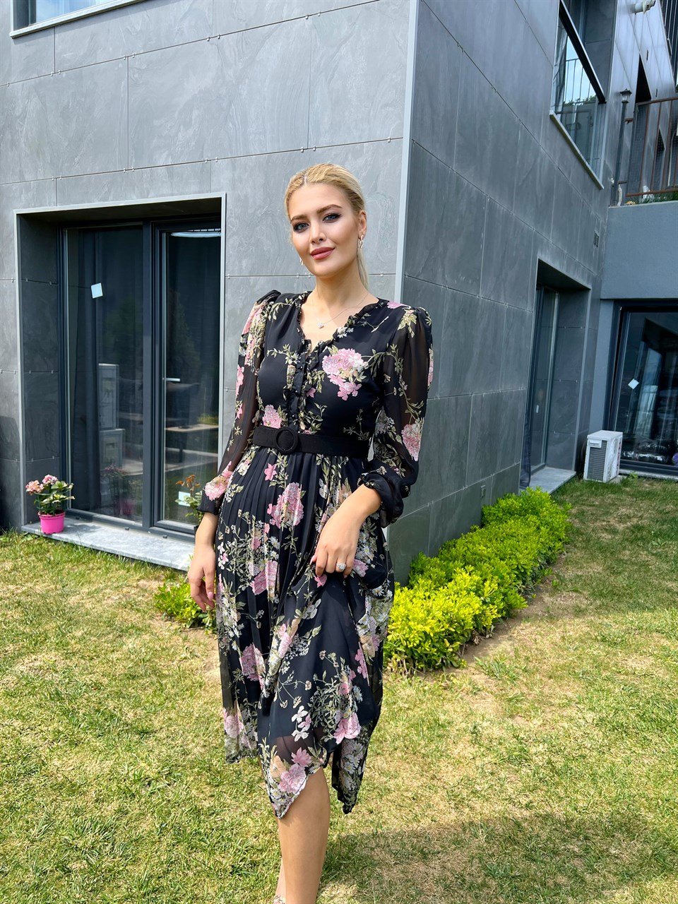 Gilda Astarlı Siyah Şifon Elbise
