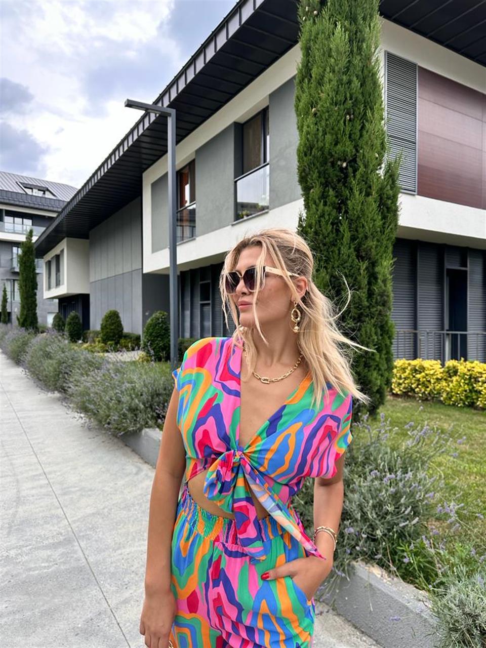 Göğüs Bağlamalı Viskon Tulum Çok Renkli 0707295