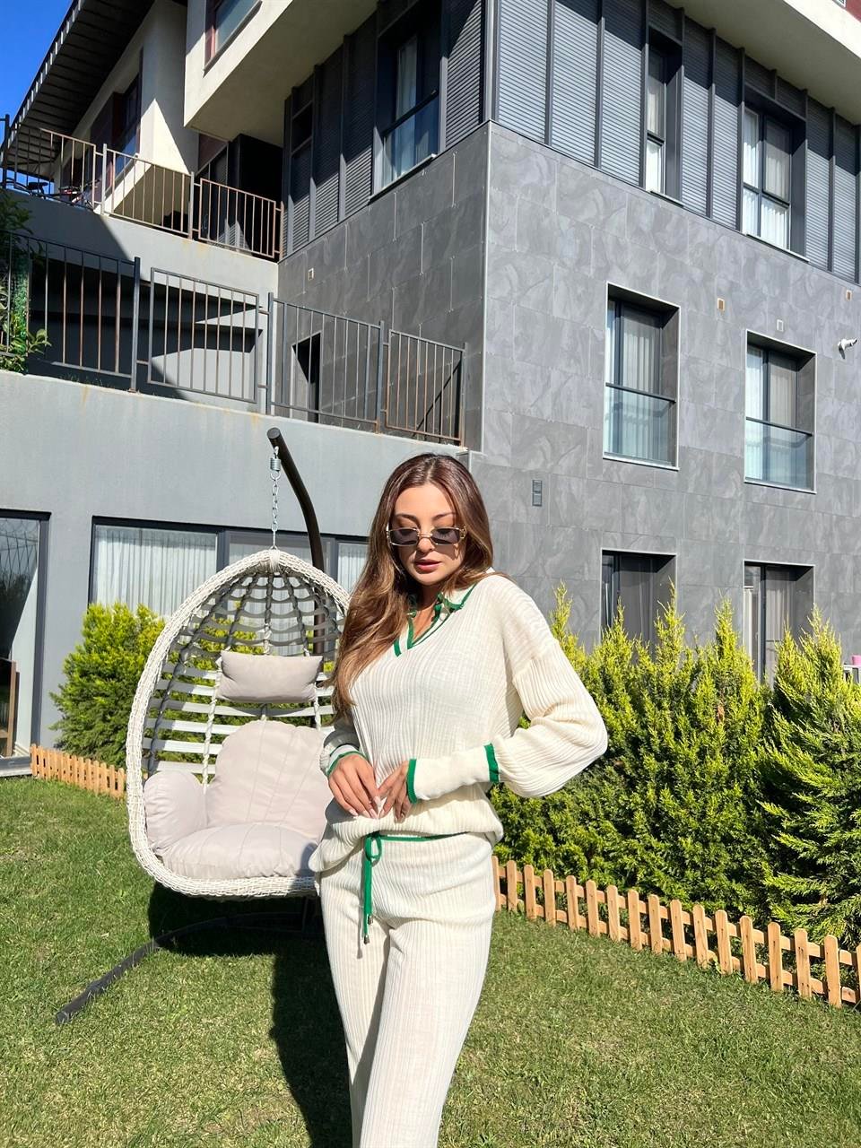 Gömlek Yaka Yeşil Çizgili Triko Taş Takım