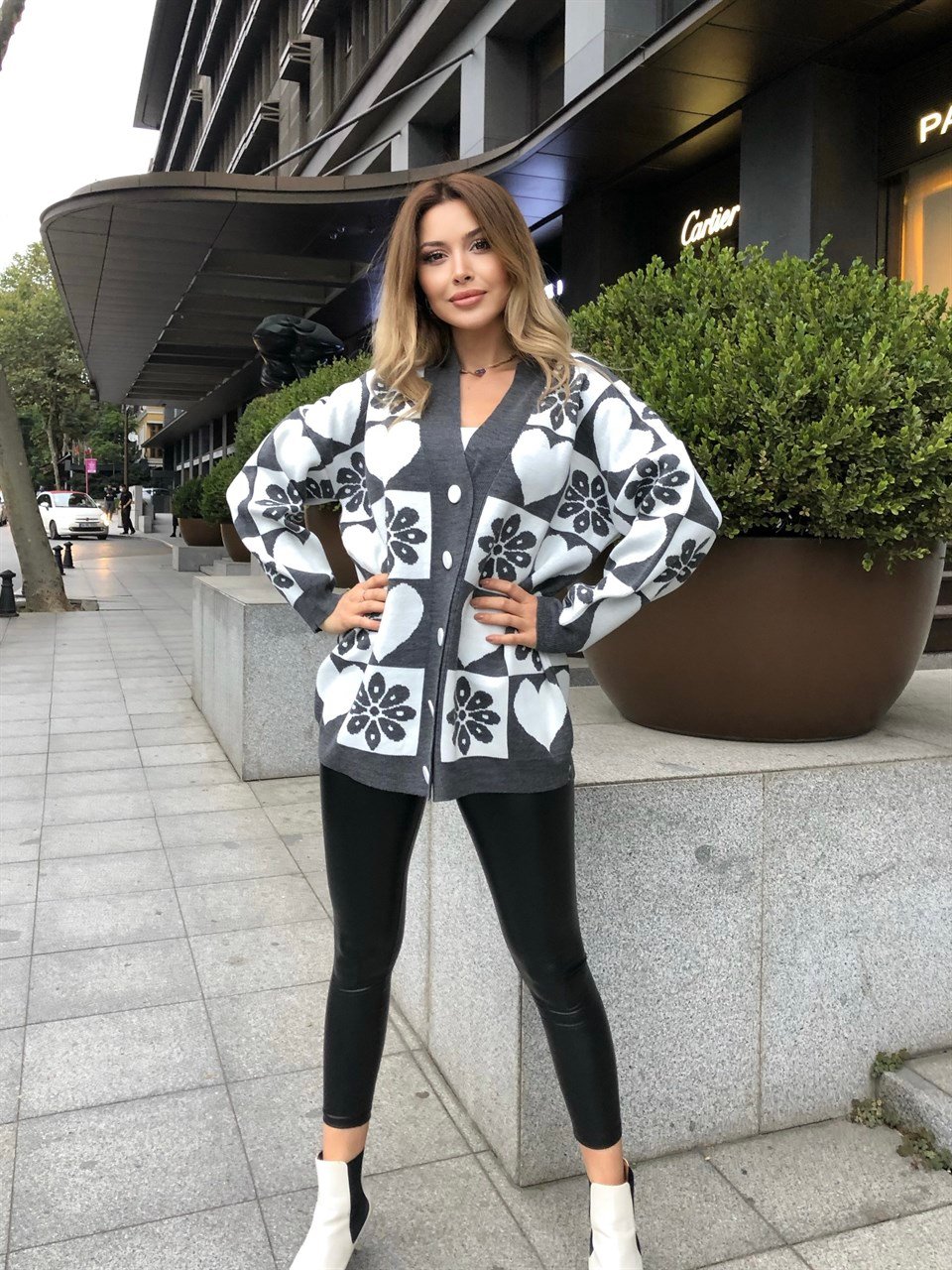 Gri Kalp Hırka