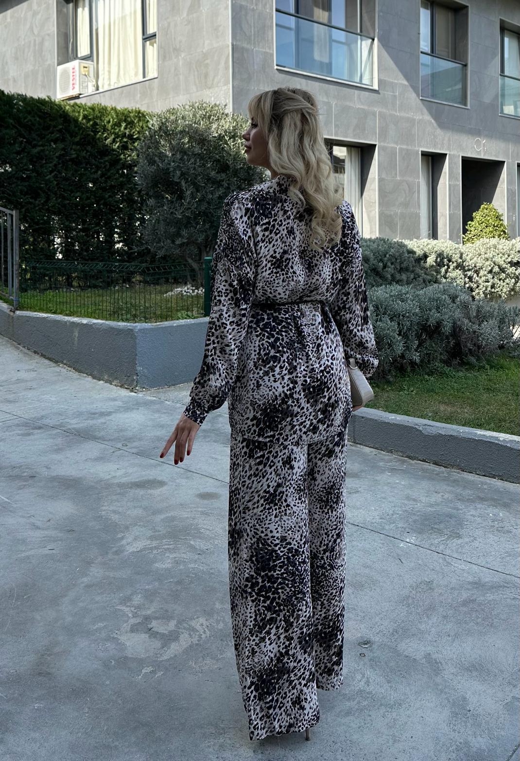 Hasır İnce Kemerli Leopar Gömlekli Takım 17074543