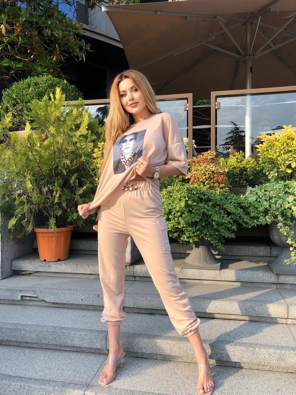 İthal Gold Zincir Detaylı Takım