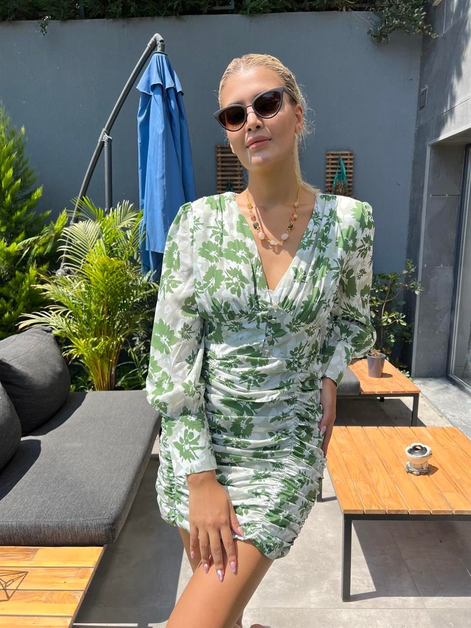 Ivory Yeşil Çiçekli Drape Elbise