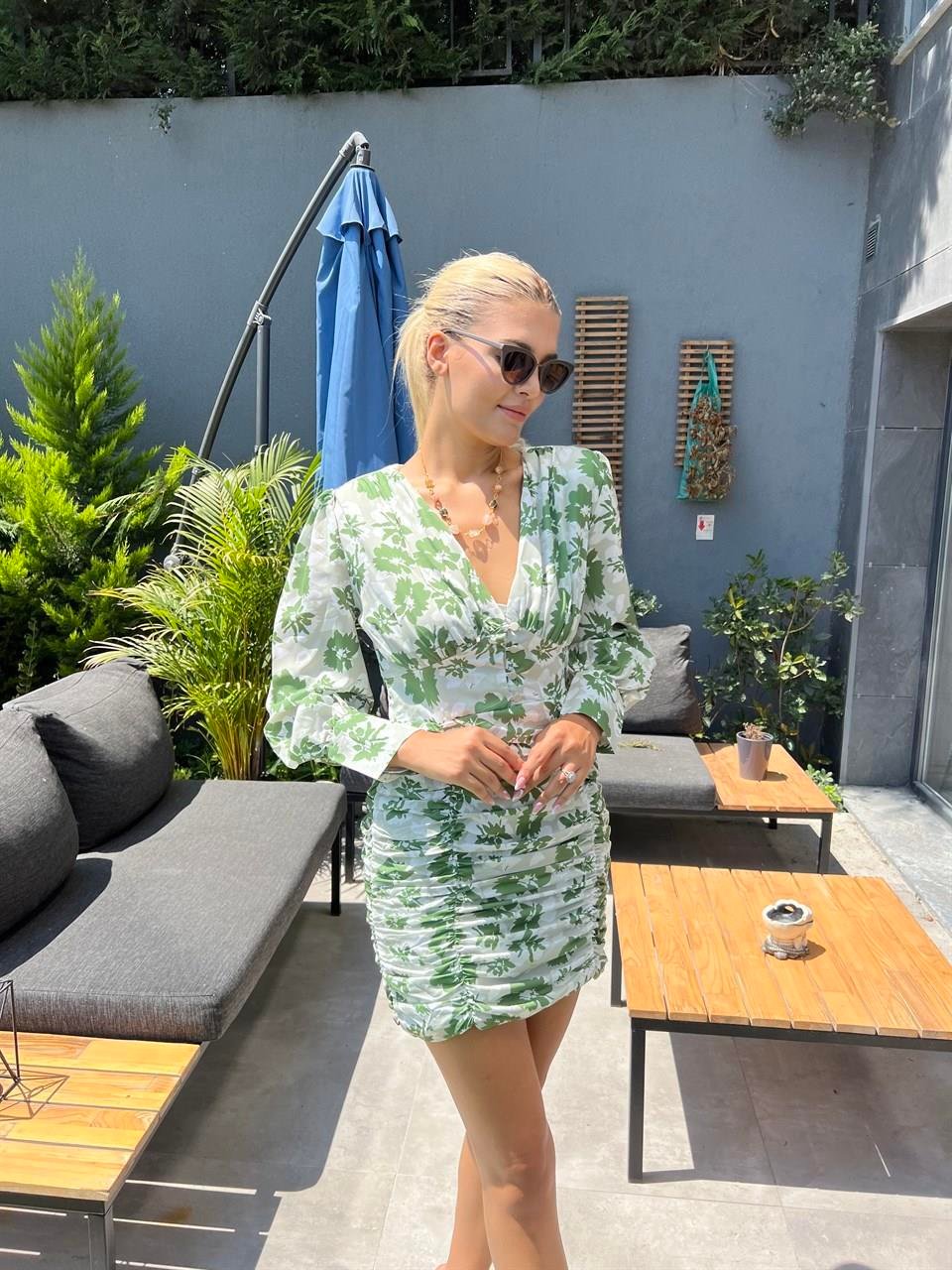 Ivory Yeşil Çiçekli Drape Elbise