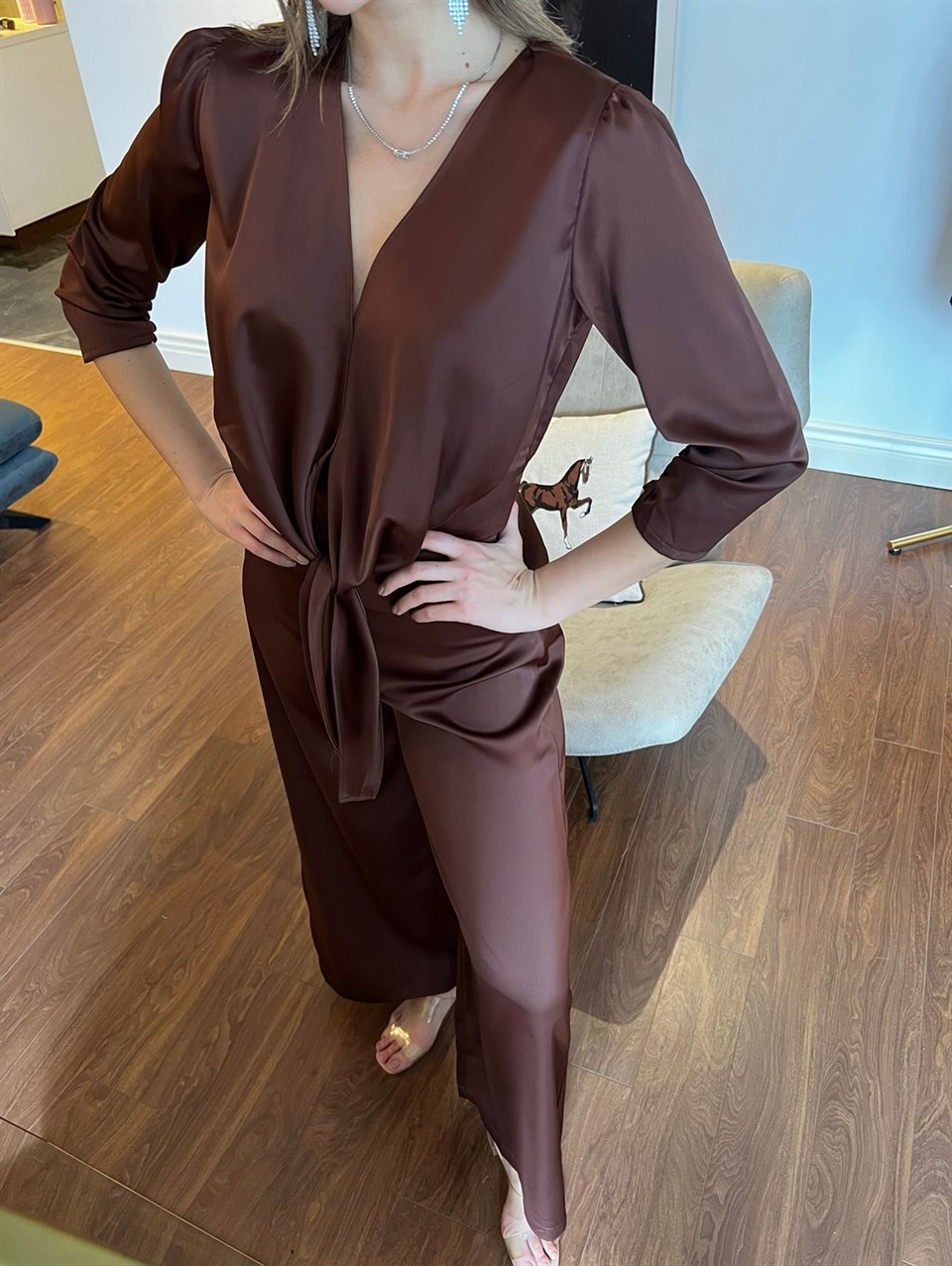 Kahverengi Saten Pantolon Bluz Takım 50686