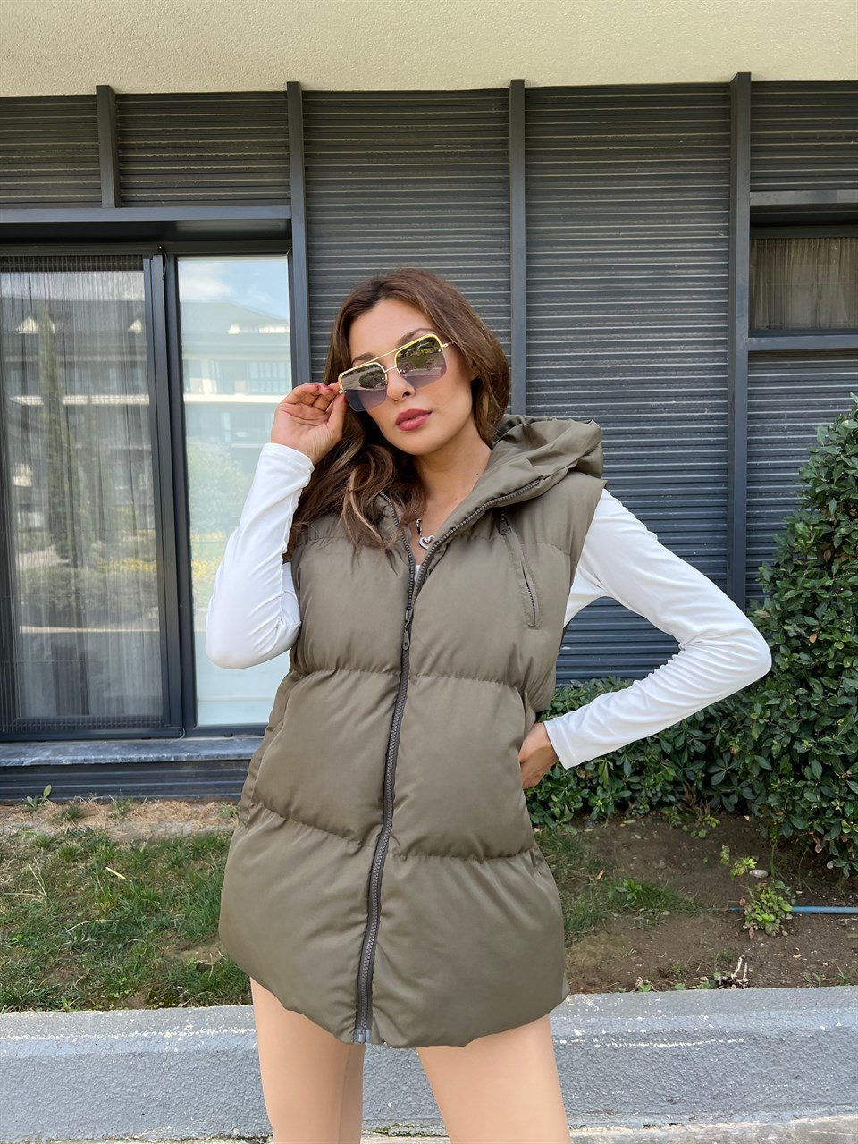 Kapüşonlu Hâki Şişme Yelek