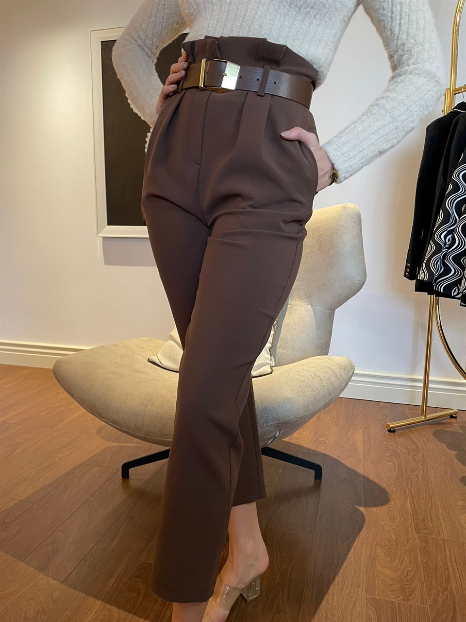 Kemerli Acı Kahve Havuç Pantolon 7488